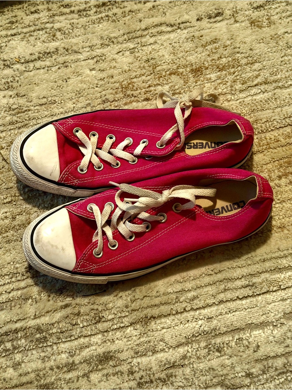 Converse Kids Low-Top Canvas Sneakers in Pink